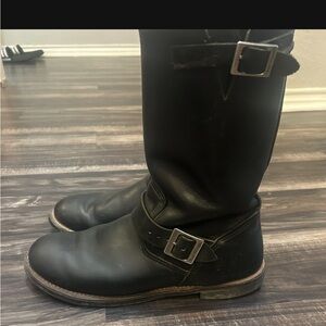 Men’s redwing boots 10.5